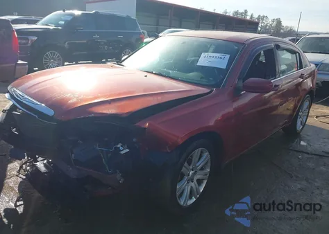 2014 Chrysler 200 Touring из США, поврежденный, VIN 1C3CCBBB6EN153463